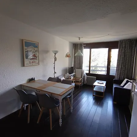 Confortable 4 Pers, Balcon Soleil, Parking, Pres Des Pistes - Fr-1-445-172 Apartment